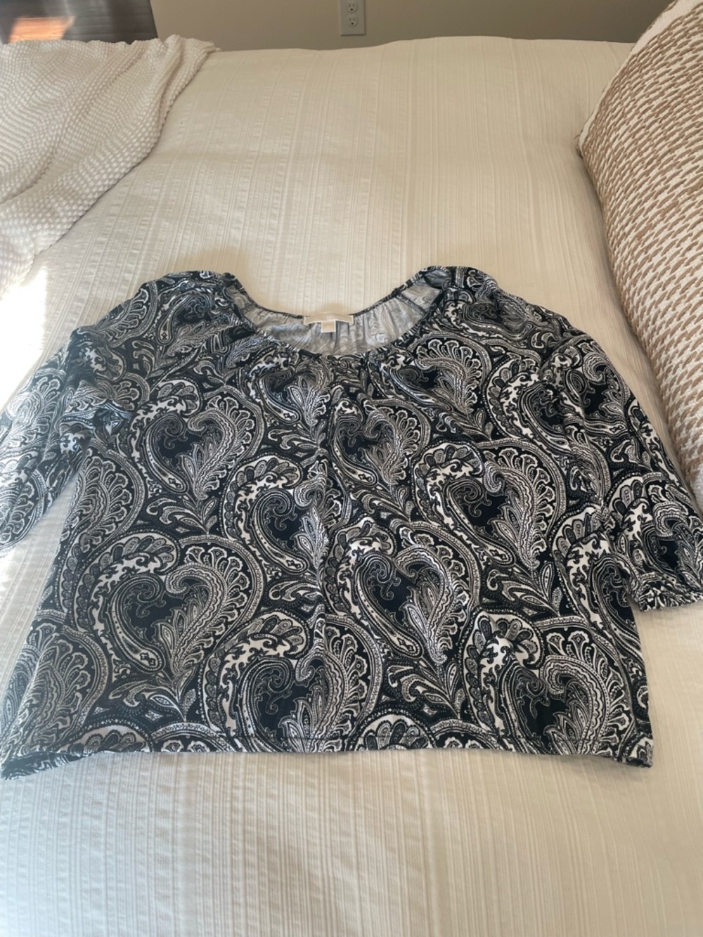 Michael Kors Black and White Paisley Short Sleeve Blouse